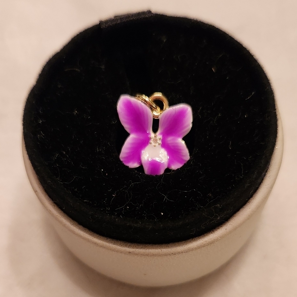 Mini Flower Charm Pendant